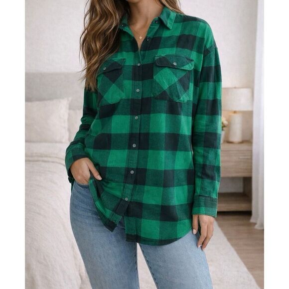 aerie Tops - Aerie Green Plaid Flannel Shirt Button Down Cozy Oversized Top Size M